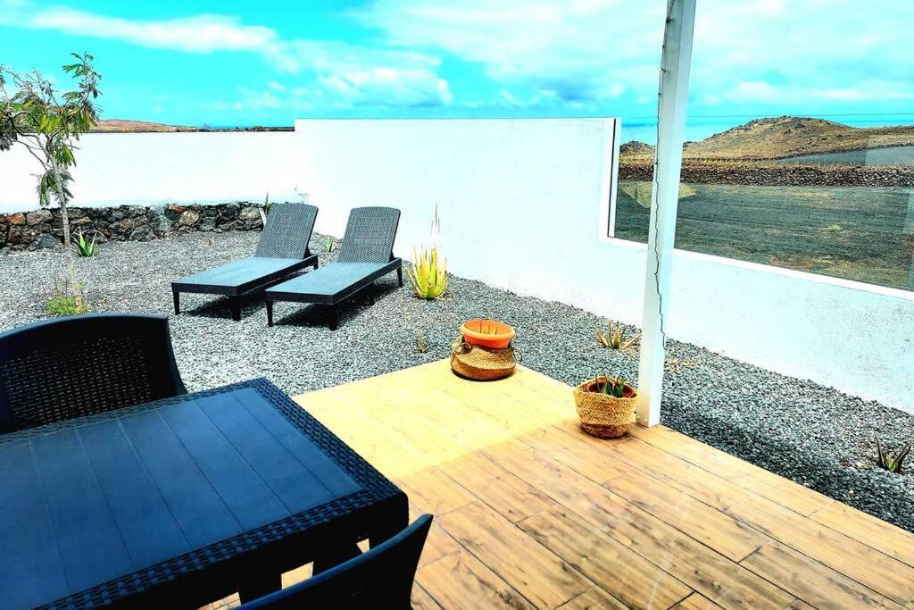 Apartament Lanzarote Ocean Loft B Tinajo Zewnętrze zdjęcie